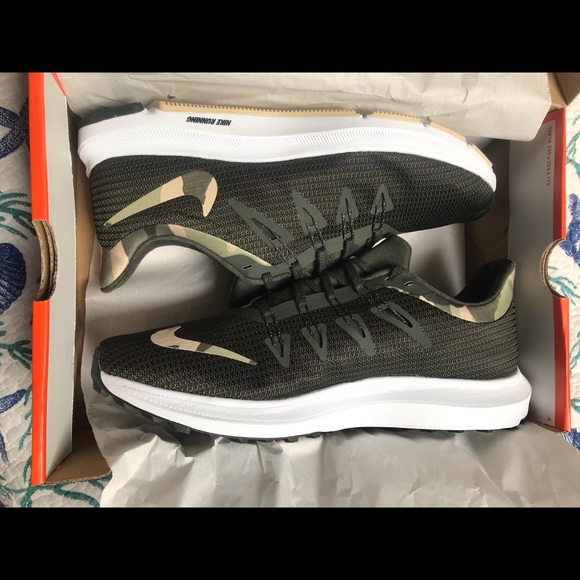 Men’s size 11 Nike quest camo running shoes NWT Men’s size 11 Nike quest camo running shoes NWT